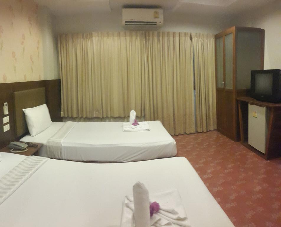 Good Nice 2 Guesthouse Patong Dış mekan fotoğraf