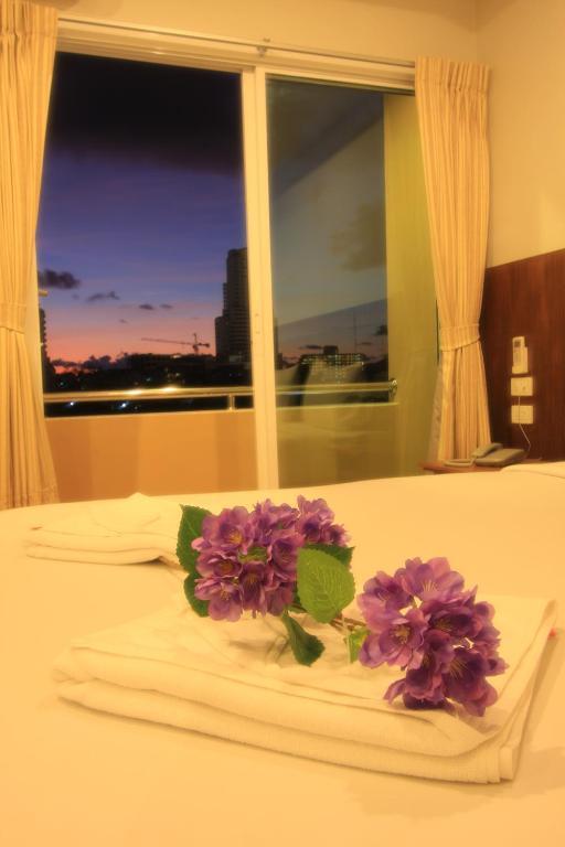 Good Nice 2 Guesthouse Patong Dış mekan fotoğraf
