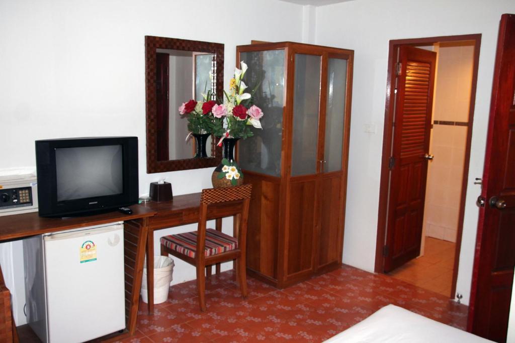 Good Nice 2 Guesthouse Patong Dış mekan fotoğraf