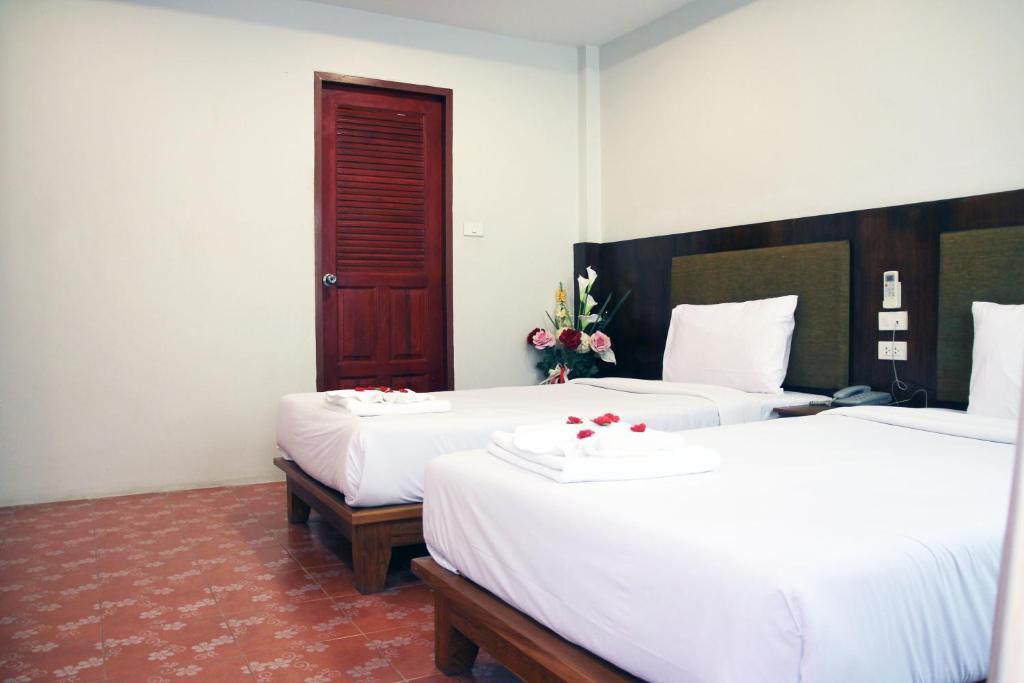 Good Nice 2 Guesthouse Patong Dış mekan fotoğraf