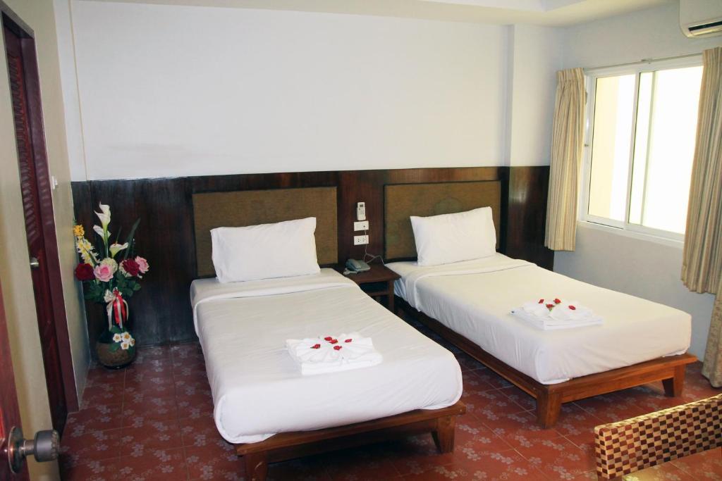 Good Nice 2 Guesthouse Patong Dış mekan fotoğraf
