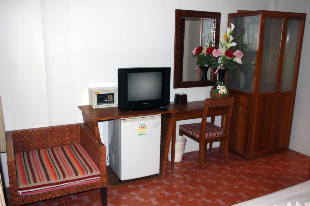 Good Nice 2 Guesthouse Patong Dış mekan fotoğraf