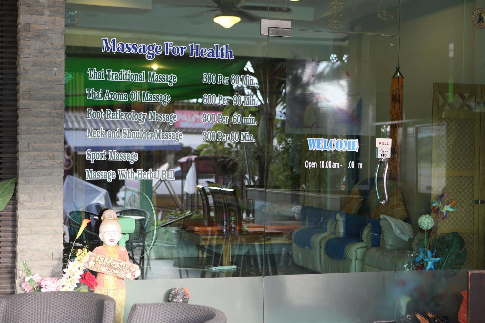 Good Nice 2 Guesthouse Patong Dış mekan fotoğraf